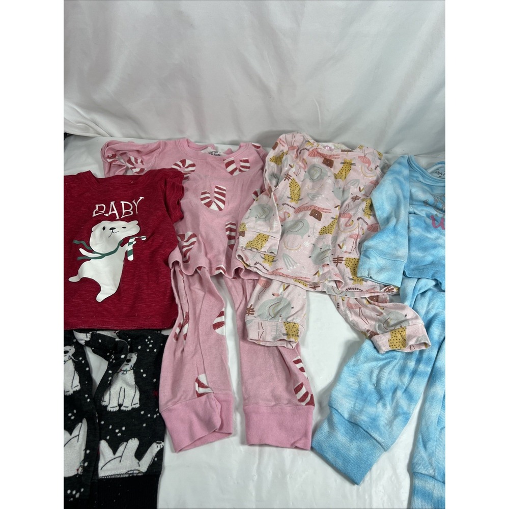 Toddler girls2T/24 Months pajama lot‎ 4 pieces